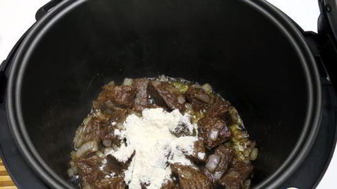 гуляш в мультиварке