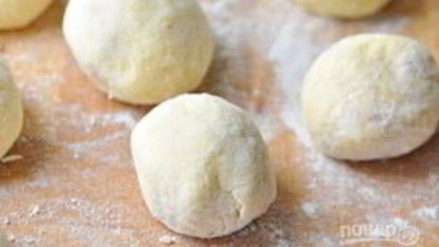 картофельно-сырные ньокки, фаршированные мясом