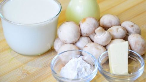 детские куриные котлеты под соусом