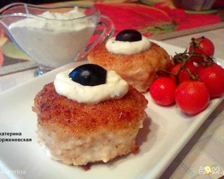 Котлеты Фантазия с соусом