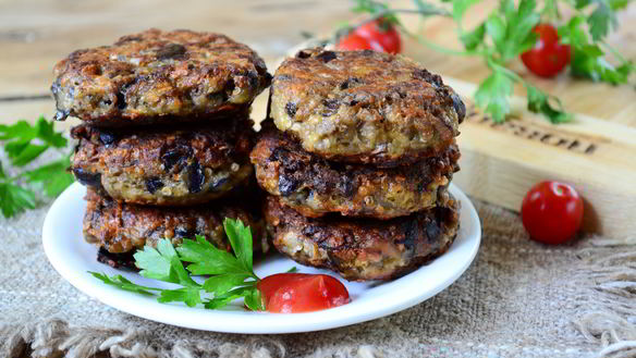 Рецепт Котлет из баклажанов с грибами