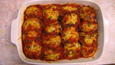 котлеты из судака и сазана в томатном соусе