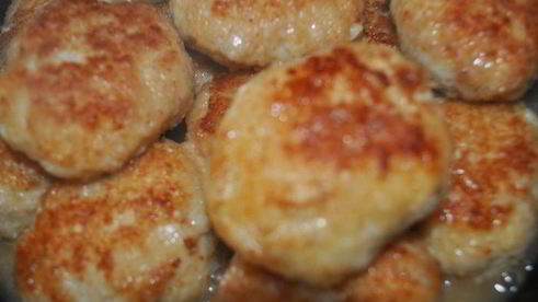 котлеты из судака с соусом