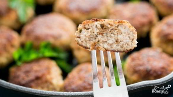 Рецепт Котлет из свинины сочные