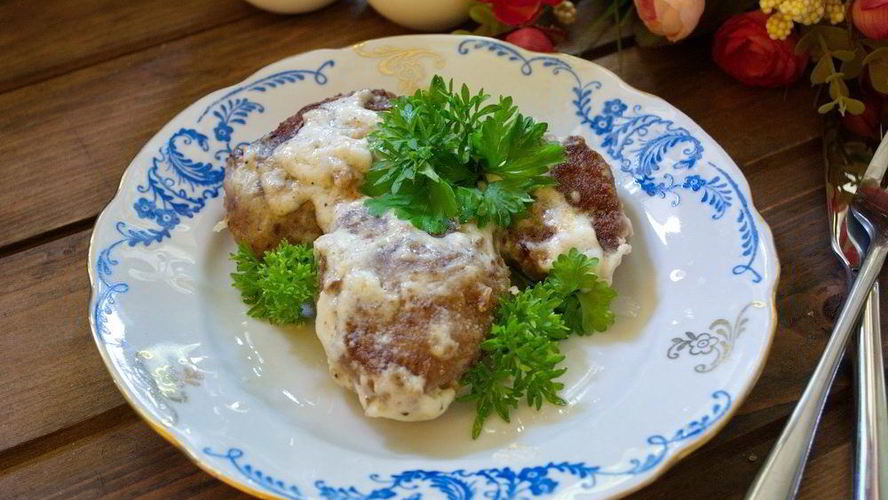 Рецепт котлет под соусом бешамель