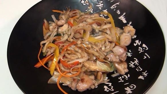 Рецепт Лапши удон с курицей и овощами