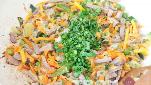 лапша в воке