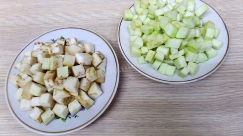 лапша вок с говядиной и овощами