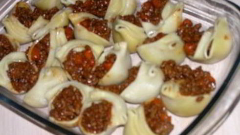 лазанья из лумакони с мясным соусом по-мексикански