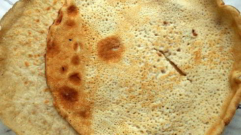 лазанья из ржаных блинчиков с курицей, томатами и базиликом