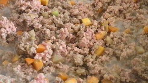 лазанья под розовым соусом