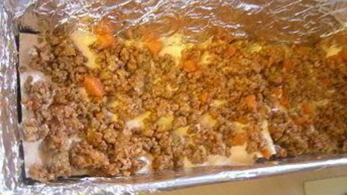 лазанья под розовым соусом