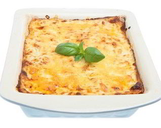 Лазанья с курицей, белыми грибами, грюйером и белым вином