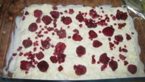 лазанья с творогом и ягодами