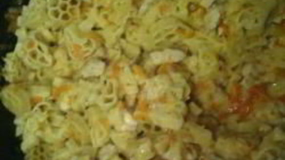 Рецепт Макарон с куриным филе и овощами в мультиварке