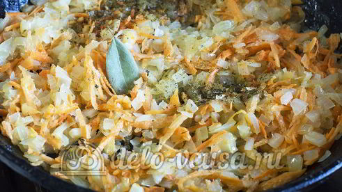 макароны с овощами и грибами