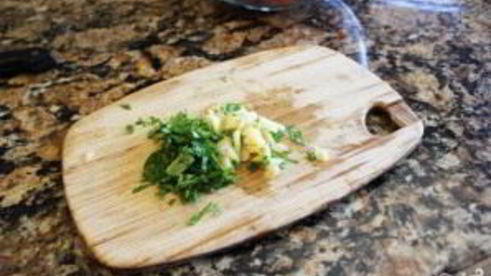 паста с помидорами и сыром