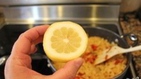 паста с помидорами и сыром