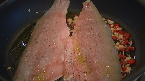 паста с сибасом и помидорами черри