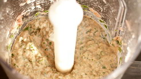 паста с соусом из тунца и петрушки