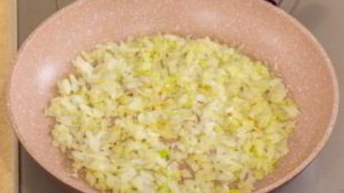 спагетти с грибным соусом