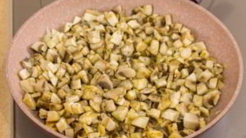 спагетти с грибным соусом