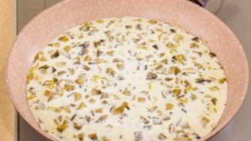 спагетти с грибным соусом