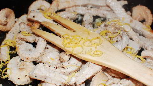 спагетти с индюшкой и лимоном