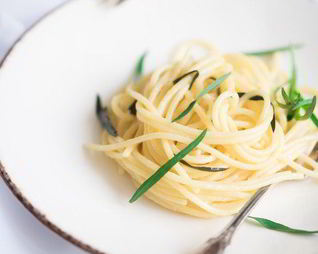 Спагетти с лимоном и эстрагоном