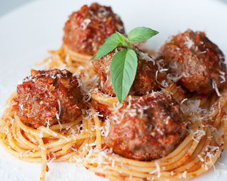 Спагетти с митболами