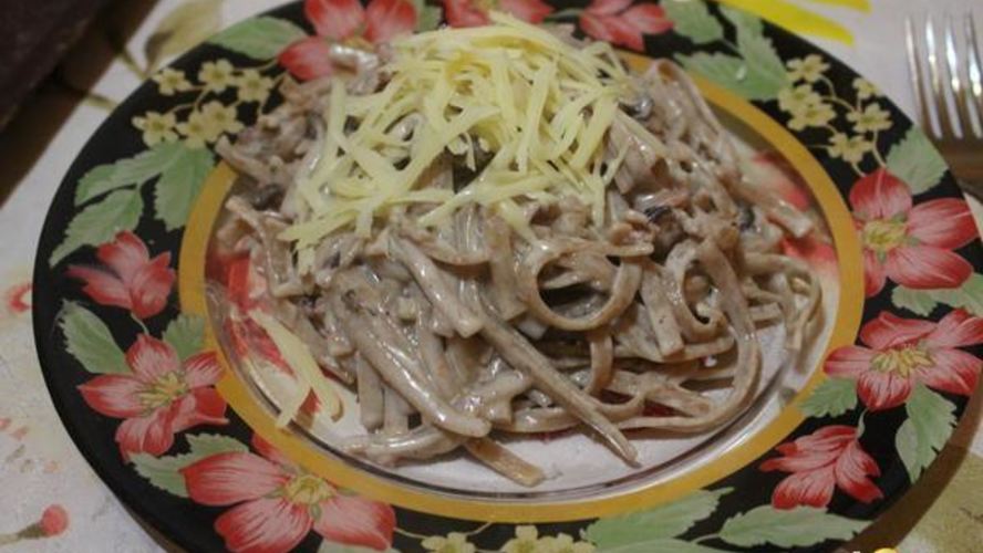 Рецепт спагетти с морепродуктами и грибами