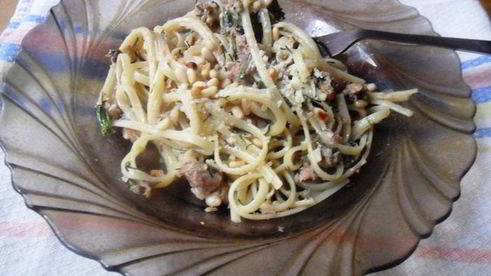 спагетти с тунцом