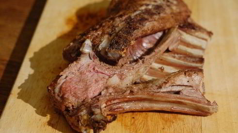 бараньи ребрышки с гранатовым соусом