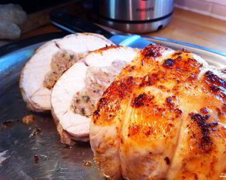 Фаршированная курица без костей