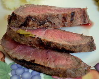 Говядина в лимонно-чесночном маринаде