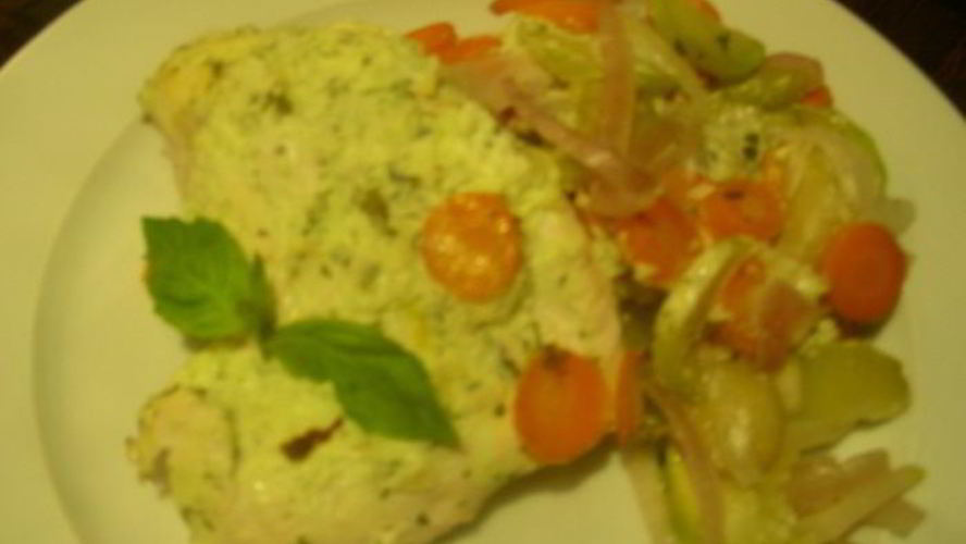 Рецепт куриной грудки, запеченной в соусе из филадельфии, базилика и чеснока