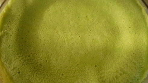 курица, фаршированная блинами с изюмом