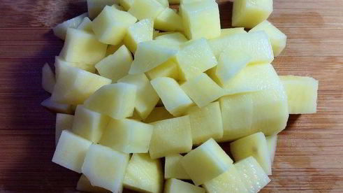 курица с зеленым горошком и овощами