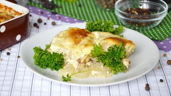 Рецепт Курицы в сметане с чесноком в духовке