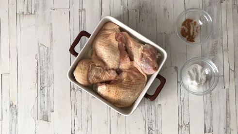 курица в сметане с чесноком в духовке