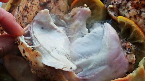 курочка, запеченная в съедобной тарелке