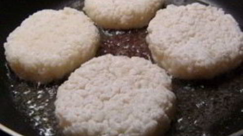 рисовые биточки