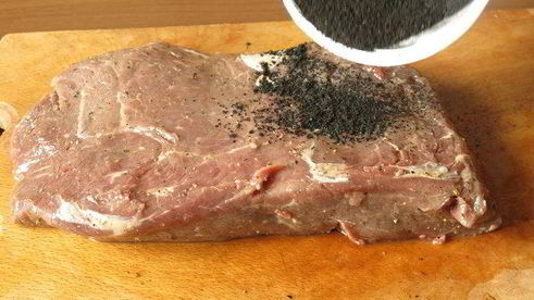 ростбиф в золе с соусом из тунца