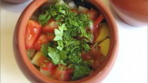 свинина тушеная в горшочке