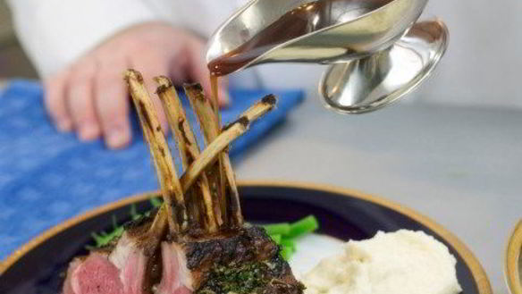 Рецепт Запеченой баранины с корочкой из трав