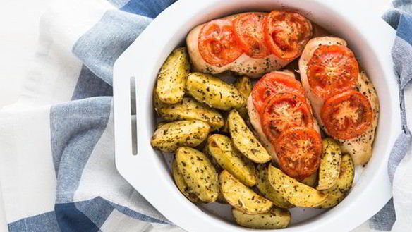 Рецепт Запеченной в кефире курица с картофелем