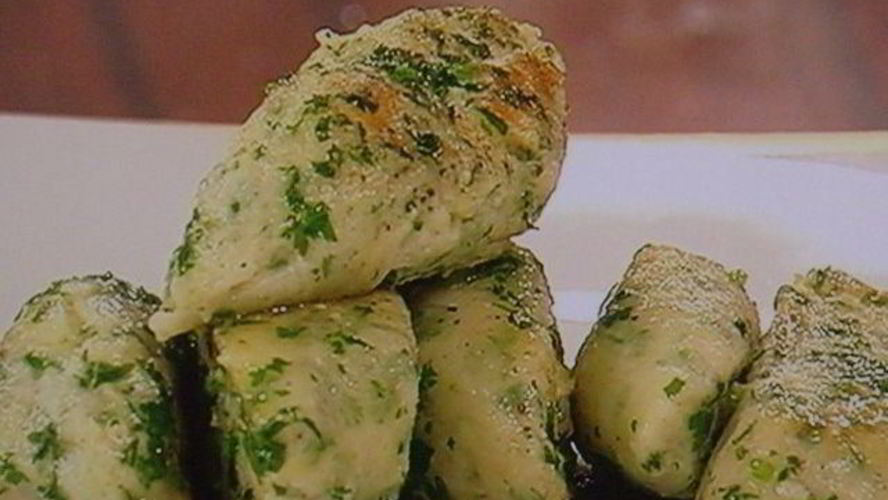 Рецепт ньокков из рикотты со свежей зеленью