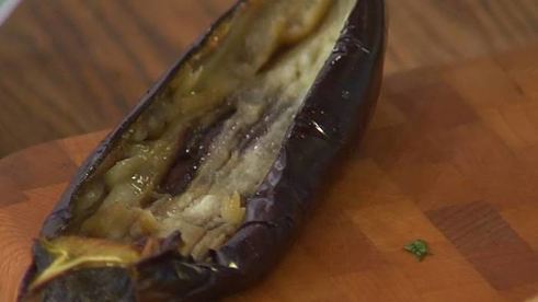 баклажаны, фаршированные бараниной и кедровыми орехами