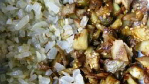 баклажаны, фаршированные мясом, в мультиварке