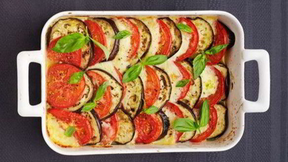 Рецепт Баклажанов с сулугуни и помидорами